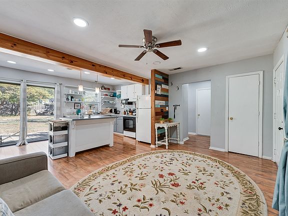 5th image of 7470 Widgeon Ave