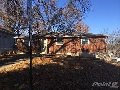 4740 NE 46th Street front