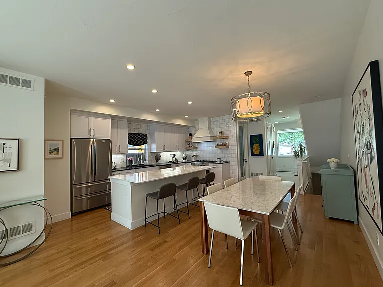 1603 Garfield St — Photo 10