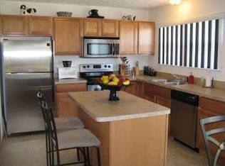 689 Brighton St, Pickerington, OH 43147