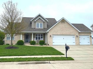 304 Aberdeen Dr, Glen Carbon, IL 62034