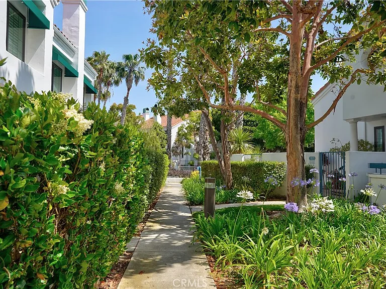7401 Seabluff Dr #103 — Photo 23