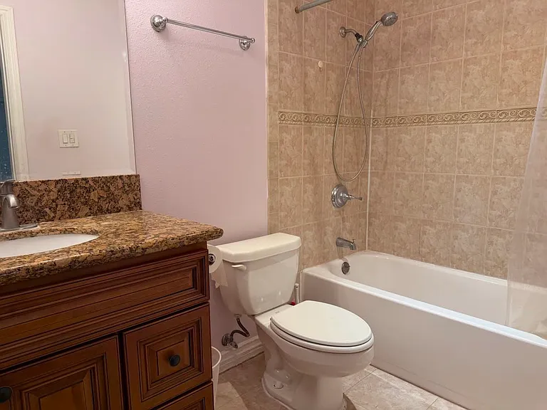 1015 Arcadia Ave #12 — Photo 8