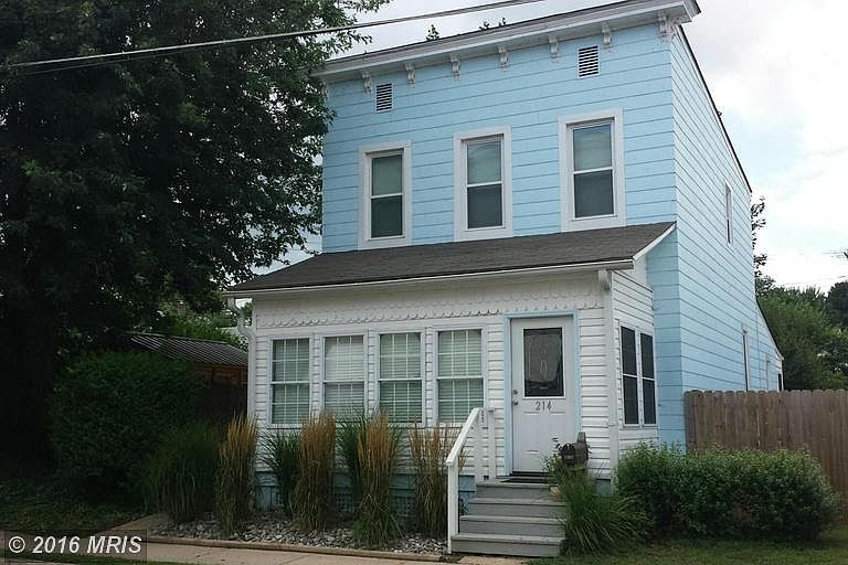 1st image of 214 Market St