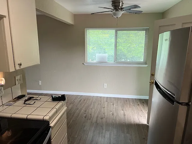 90 E Edmundson Ave — Photo 8