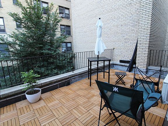 2nd image of 332 W 87th St APT 3B