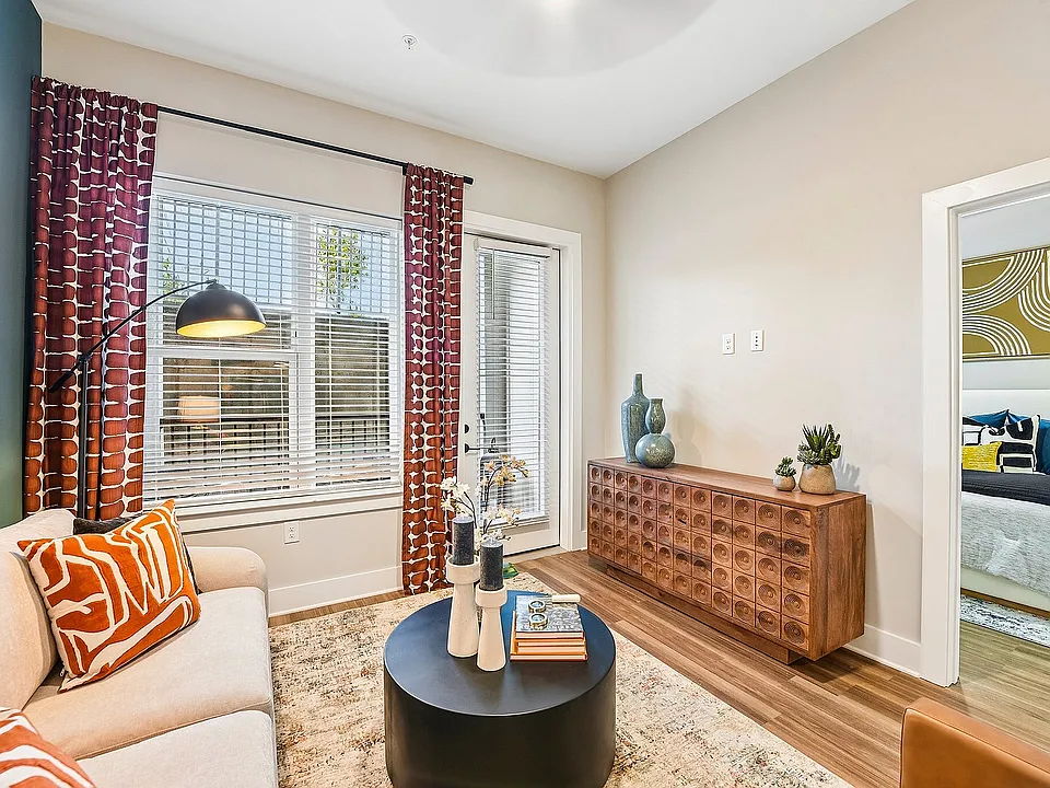 21-web-or-mls-Unit L03-S2504-002