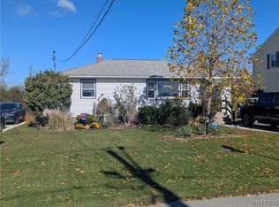 378 Meyer Rd, Amherst, NY 14226