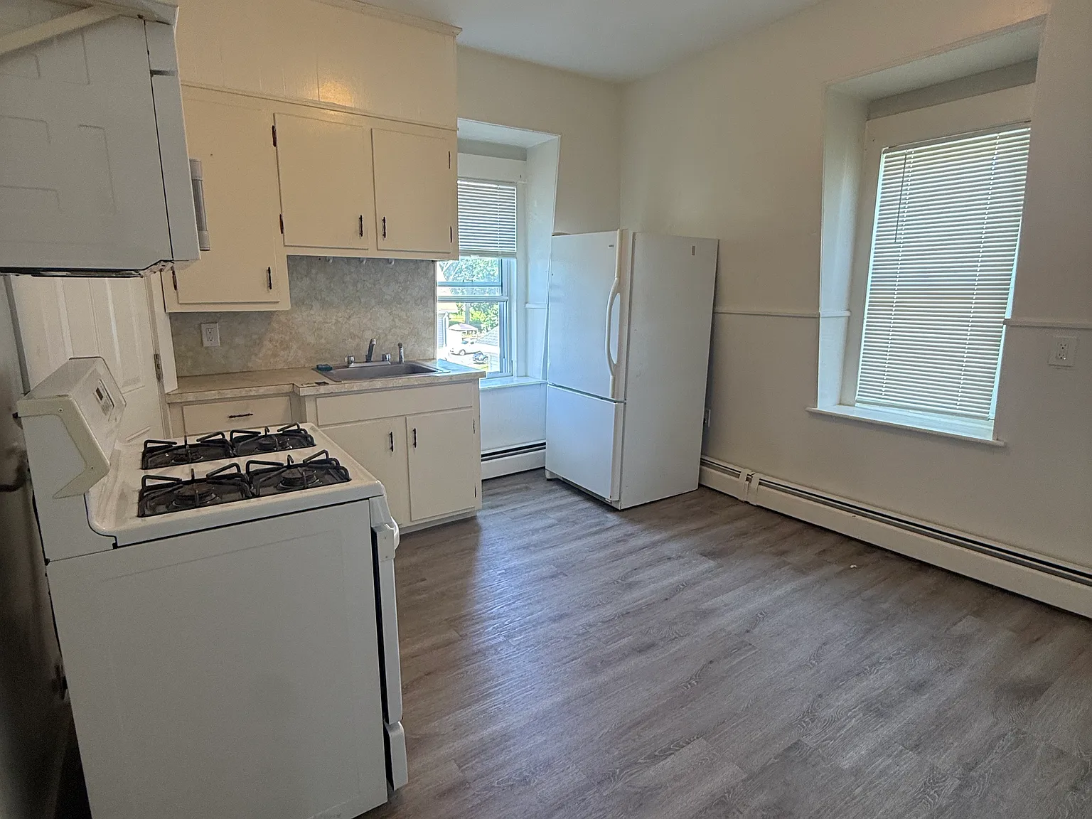 1 bed, $1,650 — Photo 2