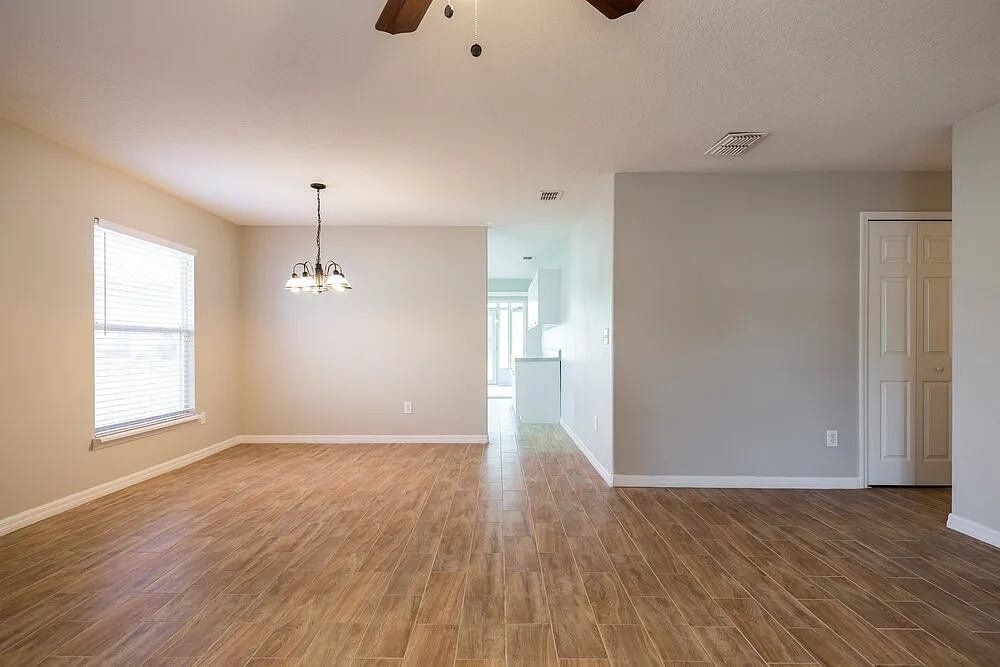 4 bed, 2.0 bath, 1732 sqft, $3,500 — Photo 4