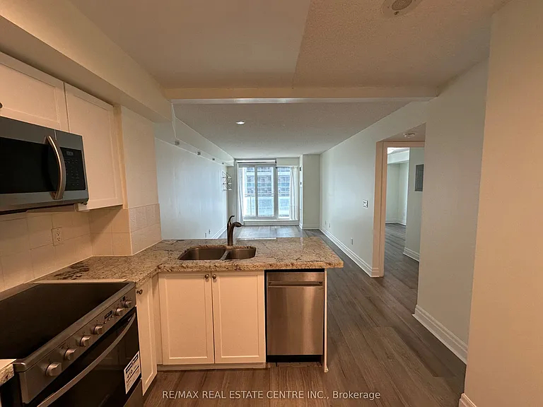 2121 Lake Shore Blvd W #816 — Photo 5