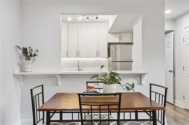 1765 Coliseum St #217 — Photo 7