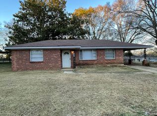 3551 Cottonwood Dr, Montgomery, AL 36109