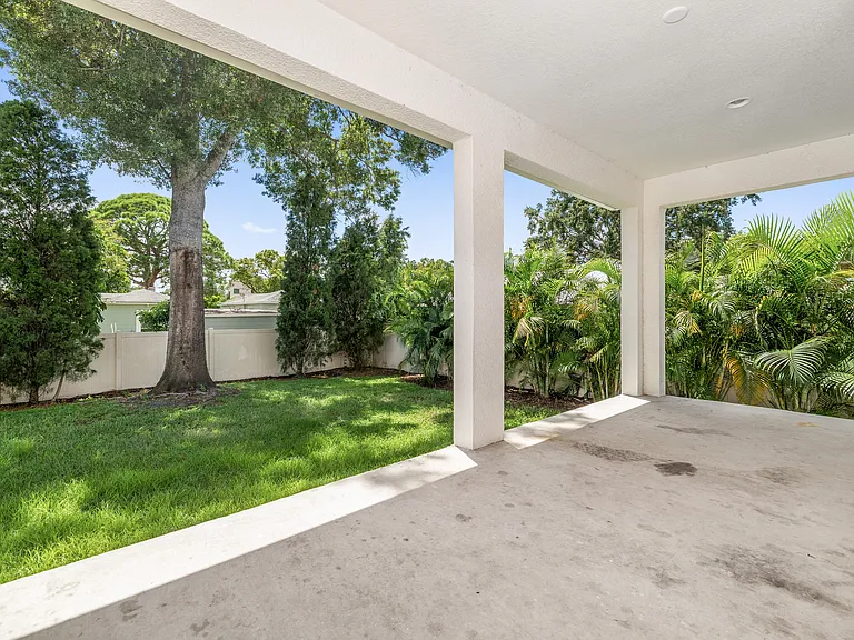 2806 Sanders Dr — Photo 41