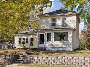 1004 Maple St, Hastings, MN 55033