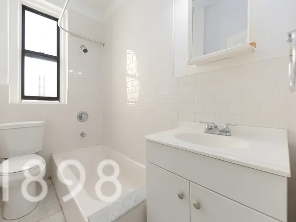 185 East 162nd Street image 5 of 5