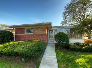 38559 Orangelawn St, Livonia, MI 48150