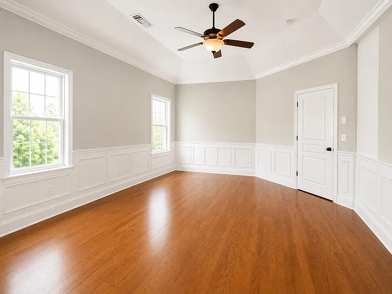 1047 E Monticello Cir — Photo 22