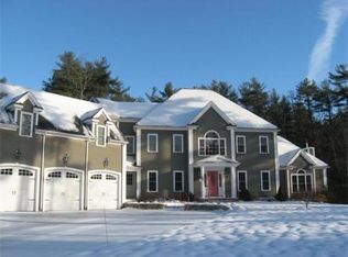 71 Erikson Ln, Pembroke, MA 02359