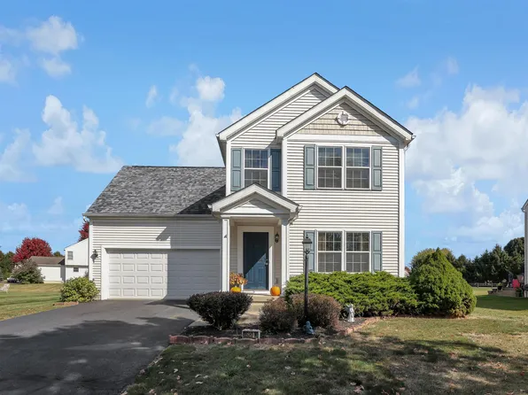 1520 N Wild Turkey Dr, Newark, OH 43055
