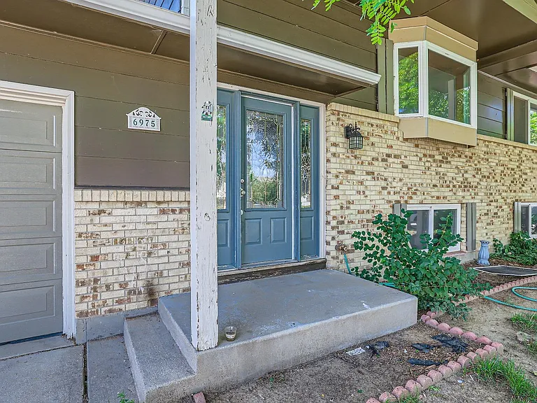 Unit Photo