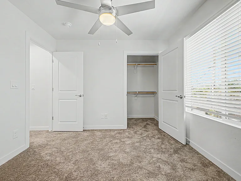 3148 N 37th St #2 — Photo 14