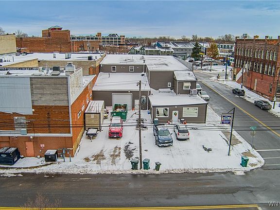 5th image of 44 Webster St