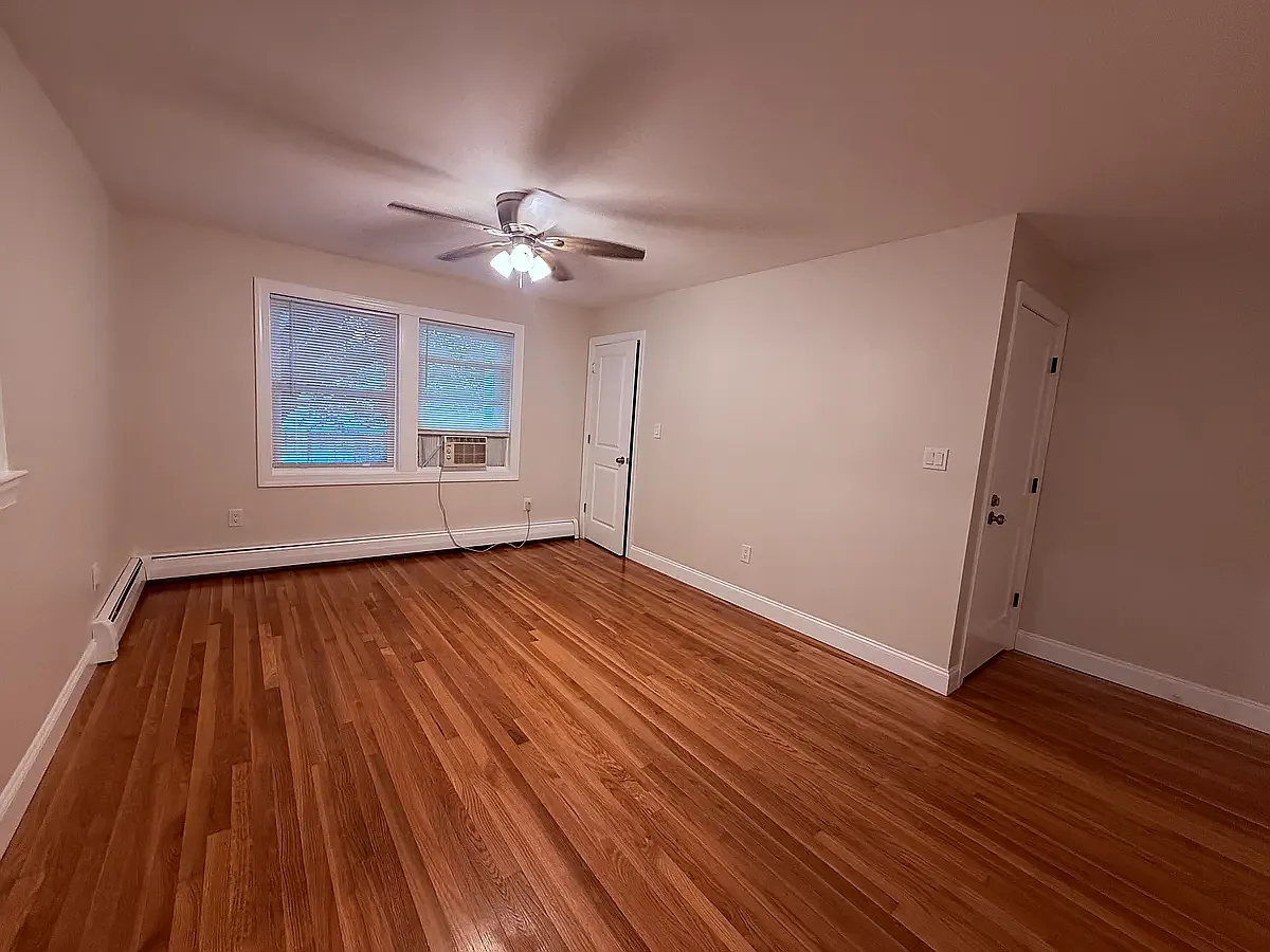 2 bed, $2,400 — Photo 2