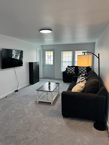 92 Crocker Ave #1 Photo 1