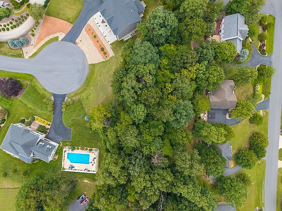 5th image of 150 Pelham Pl