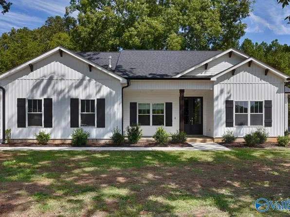 1290 Perkins Wood Rd, Hartselle, AL 35640