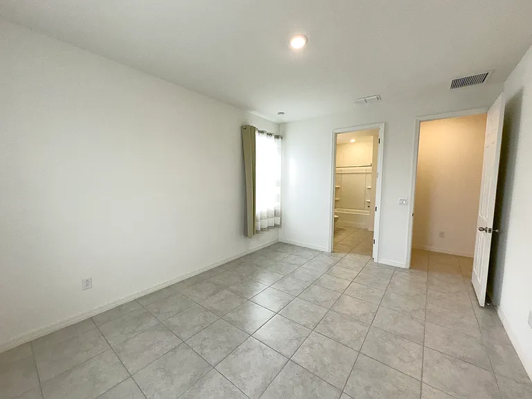 3551 74th Avenue Cir E — Photo 17