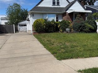 215 Brown Street, Valley Stream, NY 11580