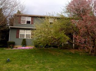 2507 Valley Dr, Lancaster, PA