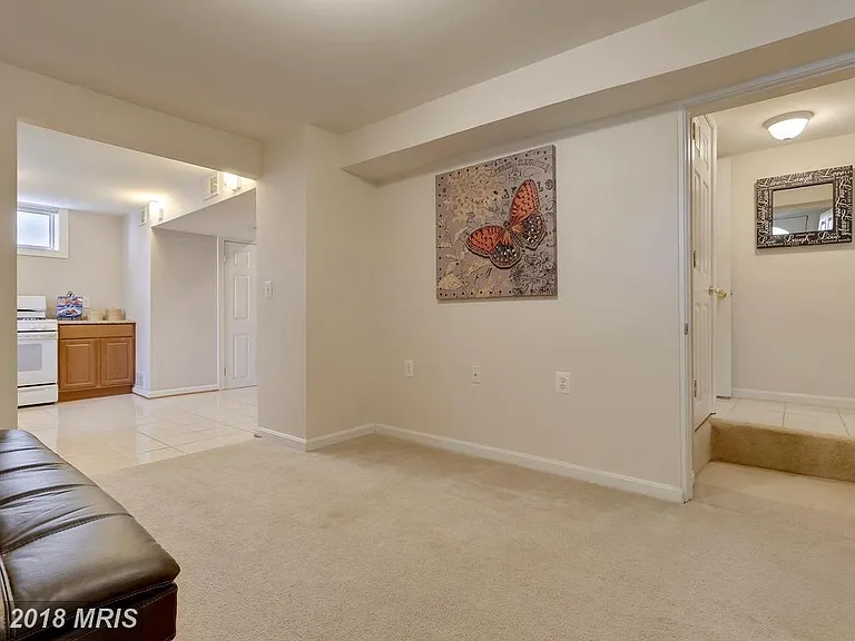 10016 Brunett Ave — Photo 6