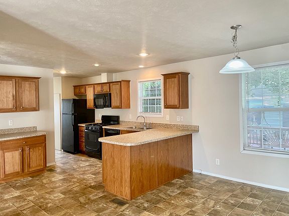 2nd image of 3951 Bentwood Cir W #307