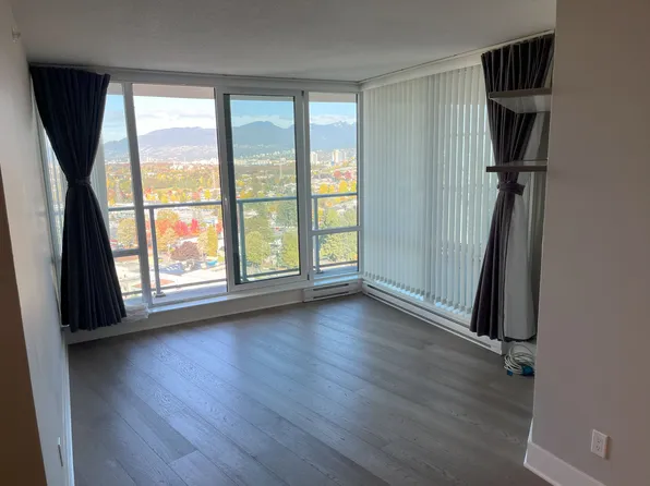 4189 Halifax St #30XX, Burnaby, BC V5C 0H9