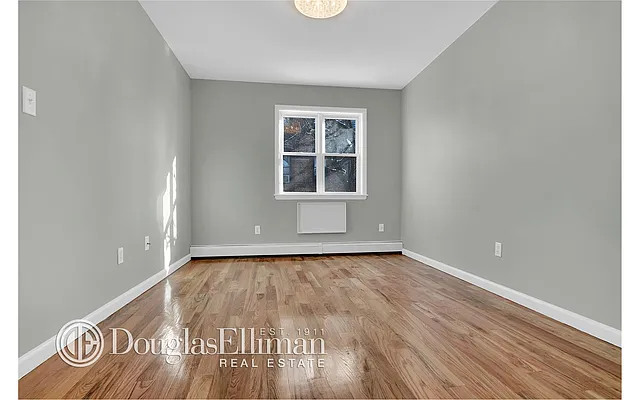 Rented by Douglas Elliman | media 26