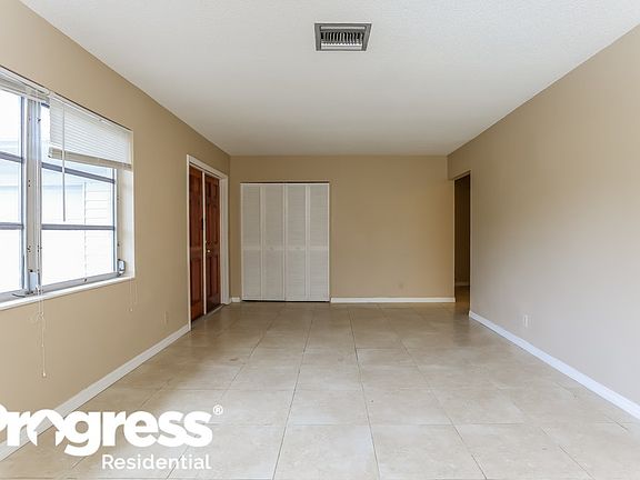 2nd image of 12083 Dolphin Dr