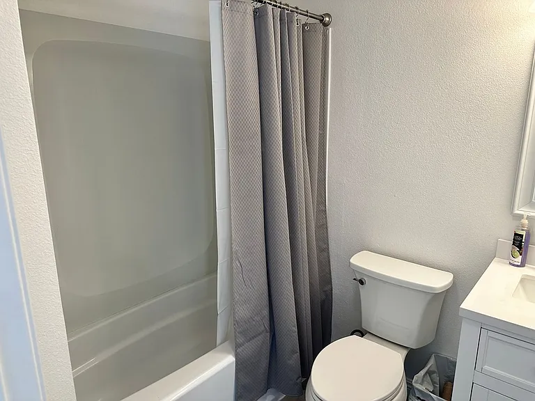 1117 Grove Ave — Photo 12