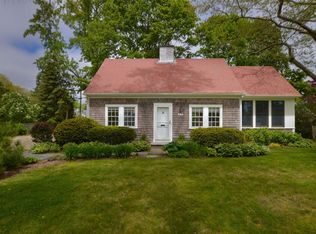 46 Pin Oak Way, Falmouth, MA 02540