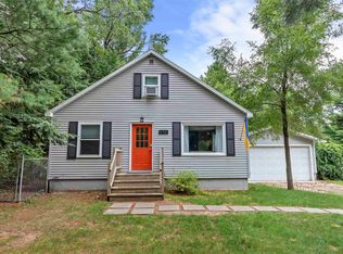 936 Tamarack St, Traverse City, MI 49686