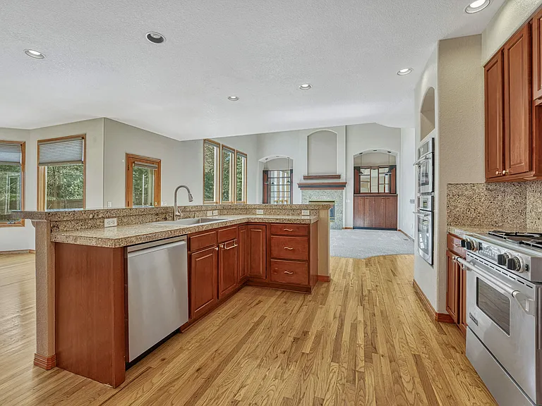 8406 Green Island Cir — Photo 20