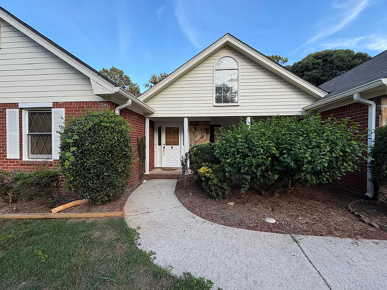 2662 Colony Way — Photo 3