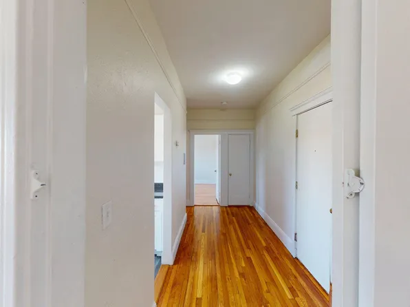 1687 Commonwealth Ave, Boston, MA