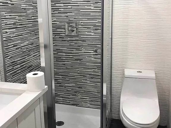 2nd image of 118 Avenue C #4