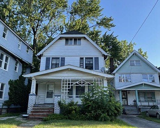 1st image of 12901 Woodside Ave