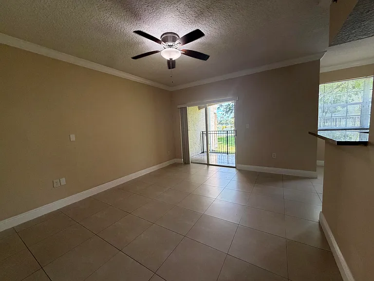 11601 SW 2nd St #21104 — Photo 6