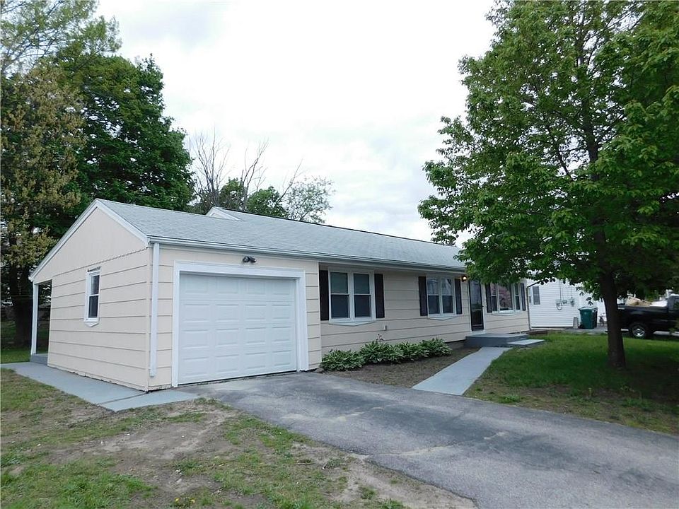 359 Cottage St, Woonsocket, RI 02895 Zillow