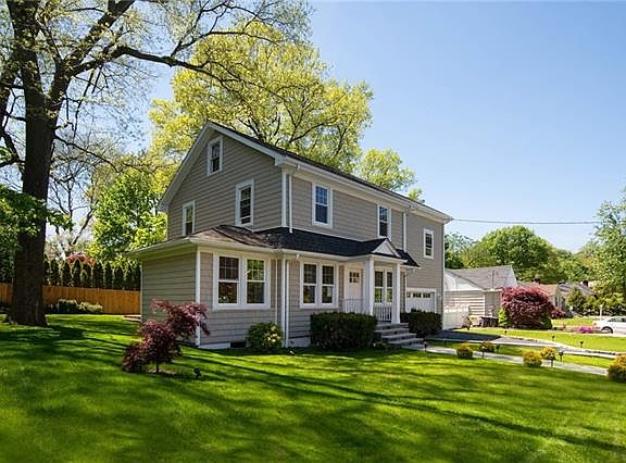 2nd image of 40 Juana St